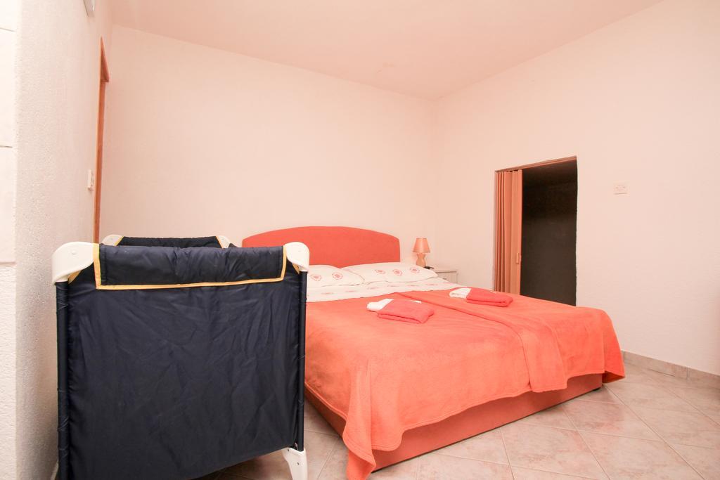 Robinson Braco Apartment Bogomolje Екстериор снимка