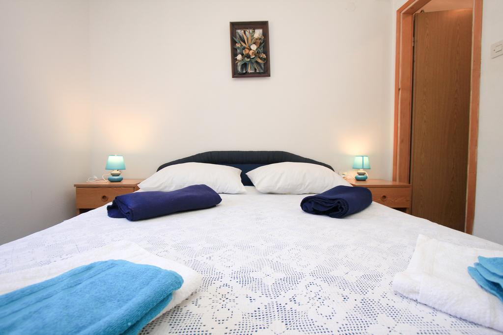 Robinson Braco Apartment Bogomolje Екстериор снимка
